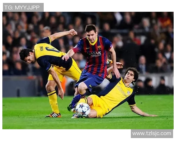 十位足球巨星同框合照展现绿茵场巅峰风采世界级球员荣耀时刻