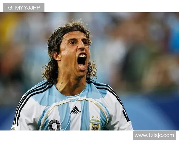 足球场上的明星球员类型解析与各具特色的足球天才展示